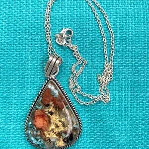 Spiny Oyster Teardrop Pendant Necklace